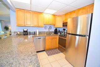 Harbour Island 103L condo - 2