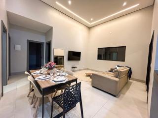 Casa 05 - Casa com 3 quartos, localizada próximo a rodoviária e aeroporto - 0