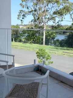 Luxury Waterfront 5BR New Home Theme Parks Nearby - 2