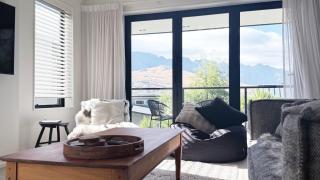Alpine Hideaway - 1