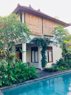 Private POOL VILLA Ubud centre in walking distance, Villa Capung Merah - 4
