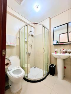 Sloane Square - The Beacon, Makati - Manila - 1