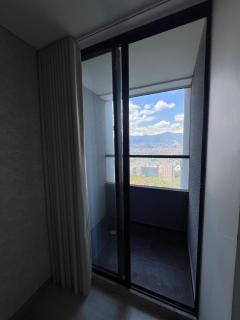 Luxury apartment in Palmas overlooking Medellín - 3