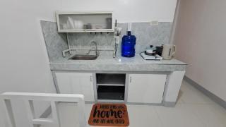 White Studio Kriegz Pad 2 - 1