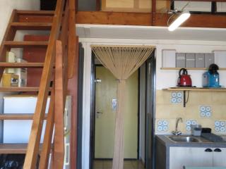 Studio cosy mezzanine à Sète - 2 pers, balcon ensoleillé - FR-1-472-211 - 2