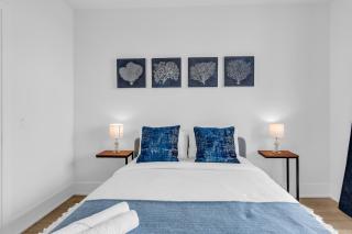 Downtown Toronto Skyline Suite With Free Parking - 6