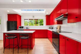 Vancouver 5 bdrm House 18 min downtown - 1