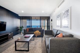 Circle on Cavill - Ocean View Apartment - Hosted by Wow Stay - 1