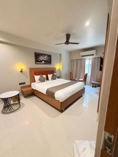 Hotel Avenue Inn - 8