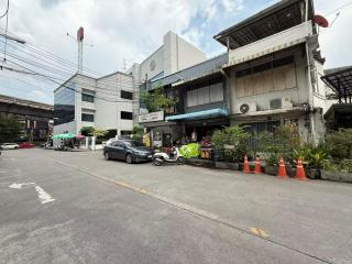 S Hostel Sukhumvit 48 - 1