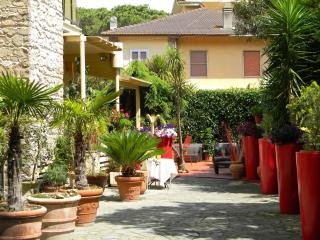 Hotel La Torraccia - Tarquinia - 1