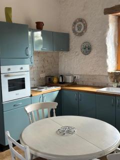 La Surprise Gites - The Barn - 9