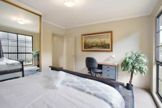 Cozy 3-Bedroom Retreat in Coburg - 1