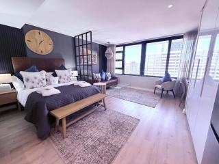 Urban Elephant Hotels, 16 On Bree - 3
