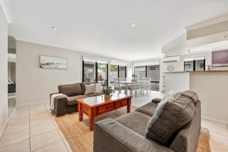 Sundara Place | Pool & Short drive to Beaches - 0