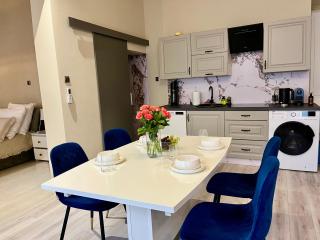 Beige Apartment in the City Center - 2