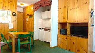 Hostdomus - Sansicario R12 Family - 6