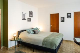 Core Luxembourg City - Gare Nest - Parking and Breakfast by Request - 9