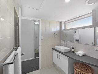 Charming Studio Apartment in Mandurah - 2