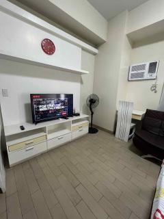 Staycation in manhattan plaza tower 1 beside alimall cubao 4 pax - 9