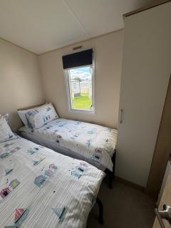 Captain's Cabin - Brixham - with designated parking - 4