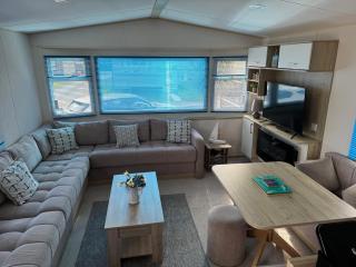 Captain's Cabin - Brixham - with designated parking - 0