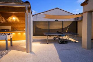 Villa piscine chauffée babyfoot pétanque ping-pong - 5