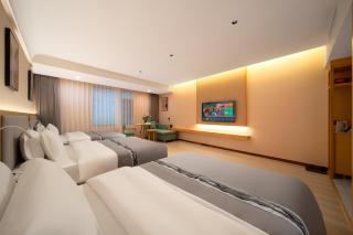 The Riverside Phoenix - 8