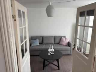 Cozy Apartment Close To City Center - 5