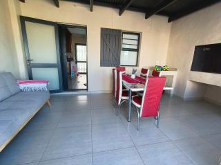 Franks Place - Yzerfontein - 8
