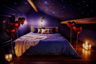 La Suite 7ième ciel étoilé, SPA XXL, Lit sous les étoiles, 5 min centre ville - 8