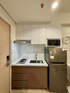 Stylish City Condo near SM City Sta Rosa - 3