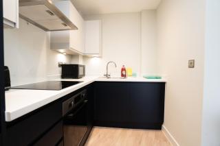 Church House Apartments By Guestz - 7