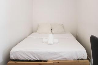 Duplex adjoining the Eiffel hall at Saint-Ouen - 1