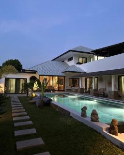 Premium Escape Tropical Paradise 4BR Pool Villa - 9