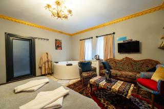 Alpha Stone House - 3