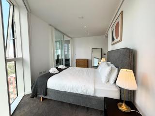 River View 2BR 2BA Central London Family-Friendly - 1