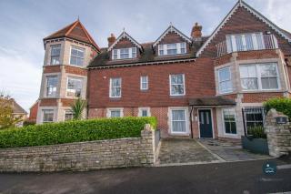 2 The Lookout - Stylish apartment with lift and parking - 9