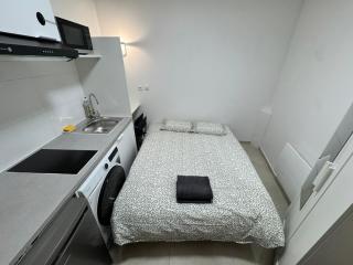 Cozy studio near the Eiffel Tower - 1