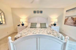 Gulf front condo with amazing views WD resort amenities pool and hot tub - 2