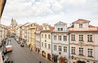 Historic suite next to Charles Bridge by Wishlist Prague - 4