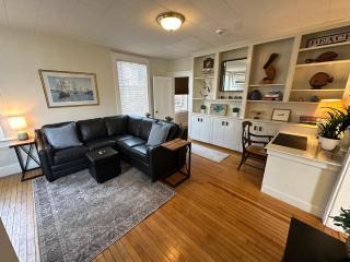 Newport Harbor View Cottage w Decks & Parking - 7