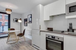 Fabulous 1 Bed Flat in the Heart of Birmingham - 8