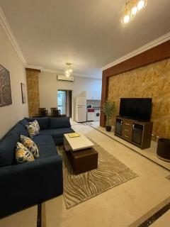 1 bedroom in Sunny Lakes - 4