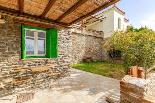 Zenios Andros-Cycladic house overlooking Batsi bay - 4