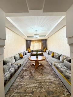 Appartement neuf bien équipé excellent emplacement - 8