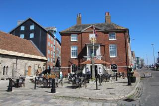 Fisherman's Cove - Townhouse overlooking Scaplen's Court - 2