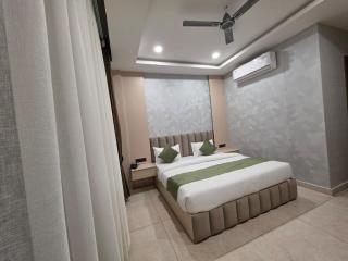 Himsagar Hotel - 0