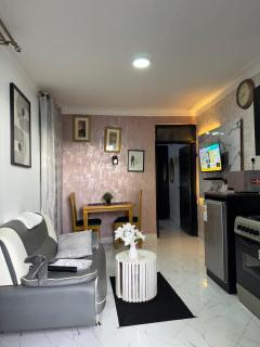 JM Furnished Kampala Entebbe Rd E - 1