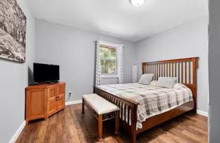 Rayburn's Drowsy Lane Retreat - 7